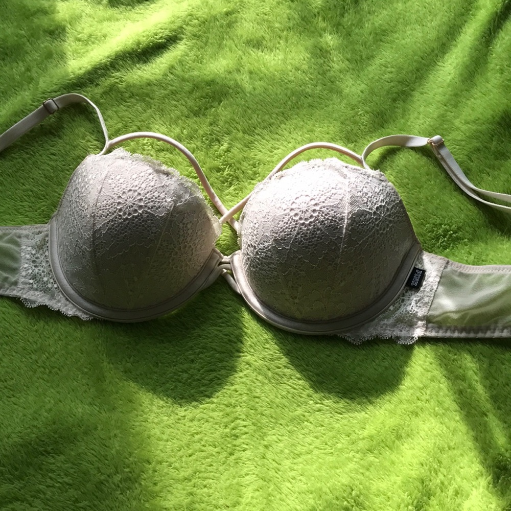Pink Victoria’s Secret bra